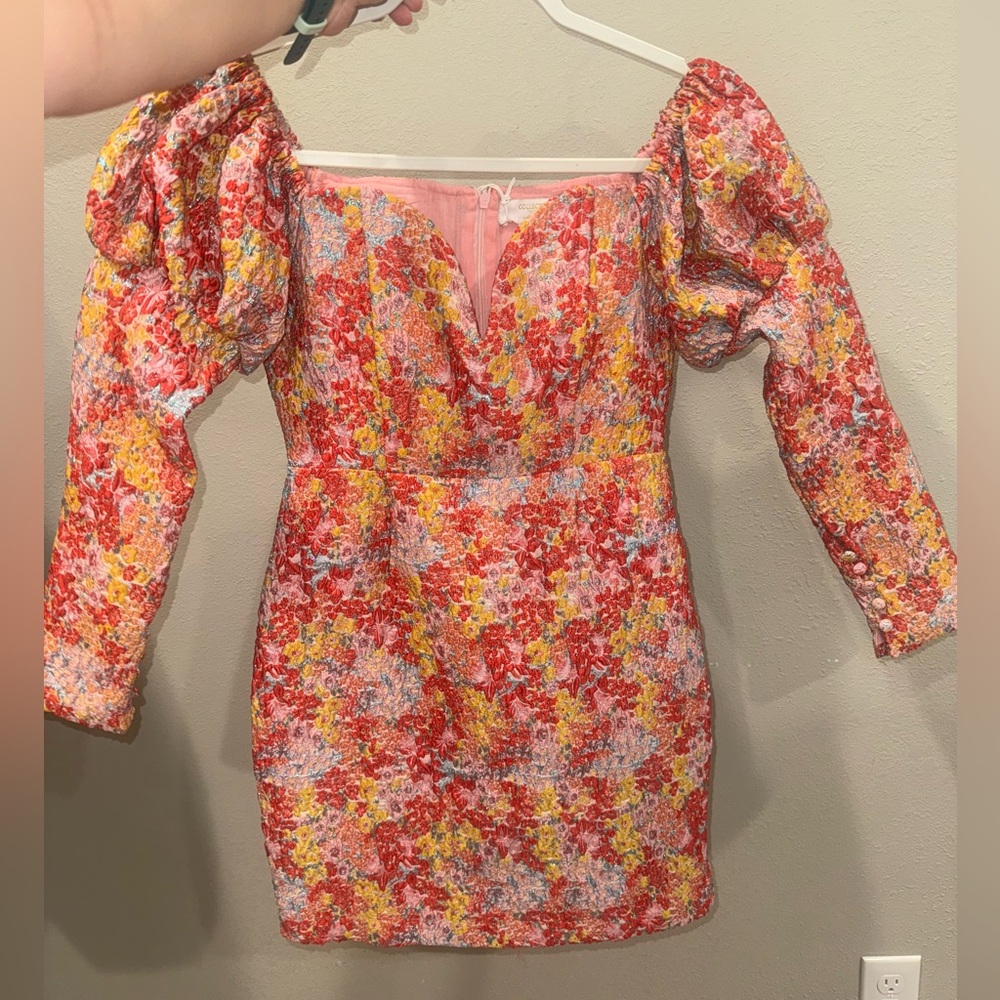 NWT Collective The Label Long Sleeve Floral Dress – Size 2 Petite